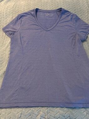 bcg Light Lavender V-Neck Short Sleeve Top